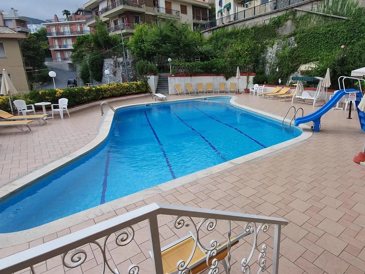 Residence Olivotti Finale Ligure Aparthotel